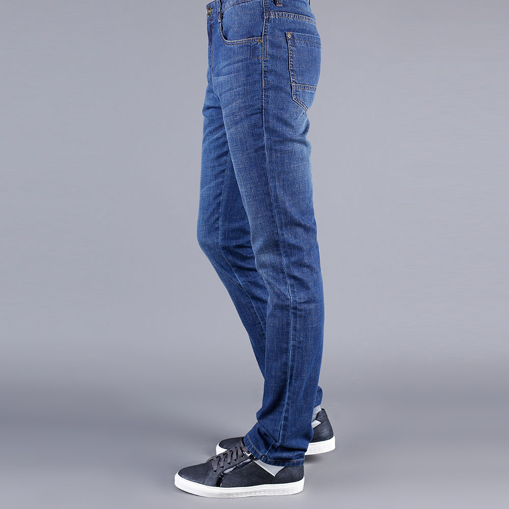 春夏薄款男装牛仔裤宽选什么牌子好 同款好推
